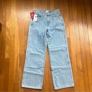 NWT Aritzia light wash jeans size 0